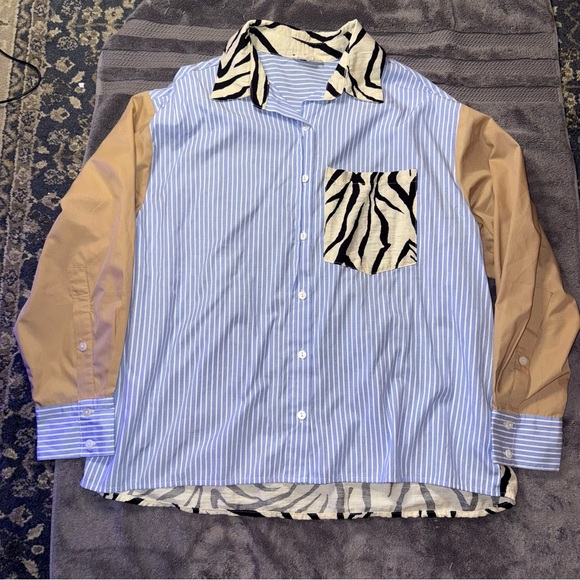 Entro “Wild Out Here” Women’s Button-Up Blouse Like New Size M - Picture 9 of 9